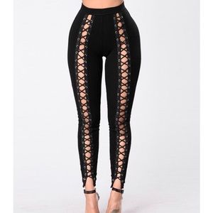 Fashion nova leggings